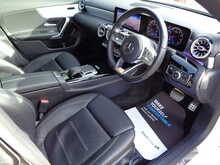 Mercedes-Benz CLA CLA220 AMG Line 