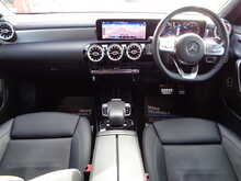 Mercedes-Benz CLA CLA220 AMG Line 