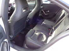 Mercedes-Benz CLA CLA220 AMG Line 