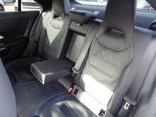 Mercedes-Benz CLA CLA220 AMG Line 