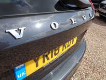 Volvo V90 D4 R-Design 