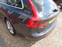 Volvo V90 D4 R-Design 