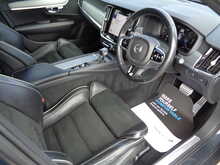 Volvo V90 D4 R-Design 