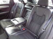 Volvo V90 D4 R-Design 