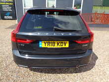 Volvo V90 D4 R-Design 