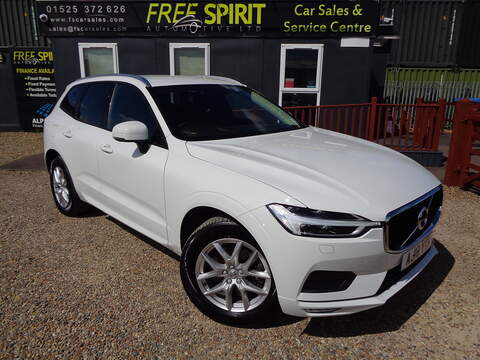 2.0 D4 Momentum Pro SUV 5dr Diesel Auto AWD Euro 6 (s/s) (190 ps)