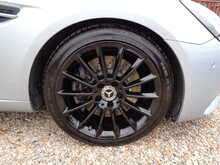 Mercedes-Benz SLC SLC200 AMG Line 