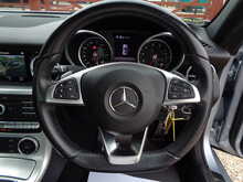 Mercedes-Benz SLC SLC200 AMG Line 