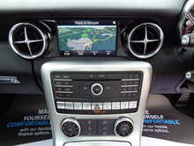 Mercedes-Benz SLC SLC200 AMG Line 