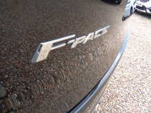 Jaguar F-PACE D180 R-Sport 