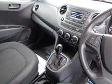 Hyundai i10 SE 
