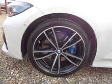 BMW 3 Series 320d MHT M Sport 