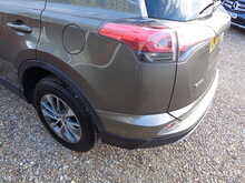 Toyota RAV4 VVT-h Business Edition Plus 