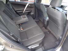 Toyota RAV4 VVT-h Business Edition Plus 