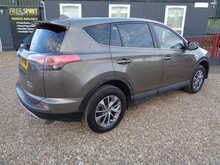 Toyota RAV4 VVT-h Business Edition Plus 