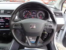 SEAT Arona TSI SE Technology 