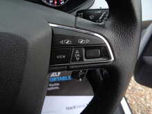 SEAT Arona TSI SE Technology 