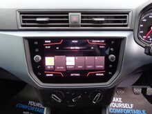SEAT Arona TSI SE Technology 