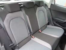 SEAT Arona TSI SE Technology 