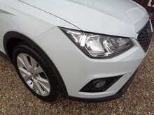 SEAT Arona TSI SE Technology 