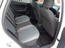 SEAT Arona TSI SE Technology 