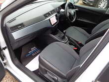 SEAT Arona TSI SE Technology 