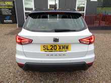 SEAT Arona TSI SE Technology 