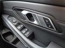 BMW 3 Series 320d MHT M Sport 