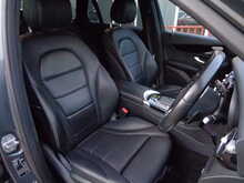 Mercedes-Benz GLC GLC220d Sport 