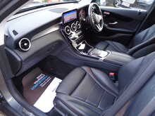 Mercedes-Benz GLC GLC220d Sport 