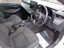 Toyota Corolla VVT-h Icon 