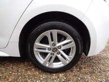 Toyota Corolla VVT-h Icon 