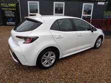 Toyota Corolla VVT-h Icon 