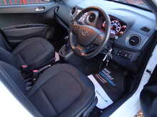 Hyundai i10 Premium SE 