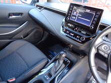 Toyota Corolla VVT-h Icon 