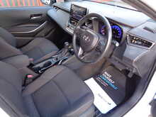 Toyota Corolla VVT-h Icon 