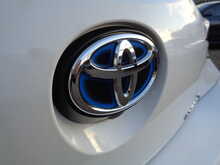 Toyota Corolla VVT-h Icon 