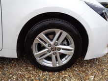 Toyota Corolla VVT-h Icon 