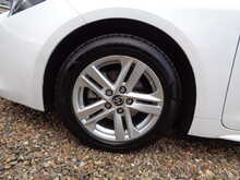 Toyota Corolla VVT-h Icon 