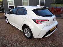 Toyota Corolla VVT-h Icon 