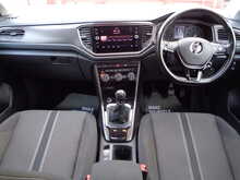 Volkswagen T-Roc TSI EVO SE 