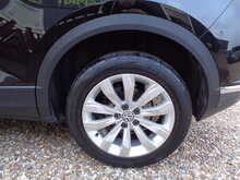 Volkswagen T-Roc TSI EVO SE 