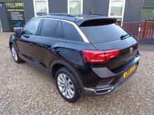 Volkswagen T-Roc TSI EVO SE 