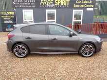 Ford Focus T EcoBoost ST-Line Vignale 