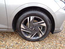 Hyundai i20 T-GDi MHEV SE Connect 