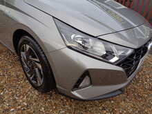 Hyundai i20 T-GDi MHEV SE Connect 