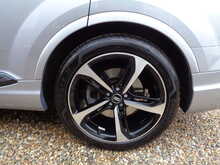 Audi Q7 TDI V6 Black Edition 