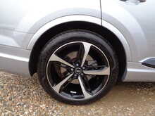 Audi Q7 TDI V6 Black Edition 