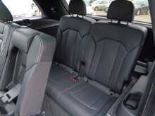 Audi Q7 TDI V6 Black Edition 
