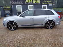 Audi Q7 TDI V6 Black Edition 